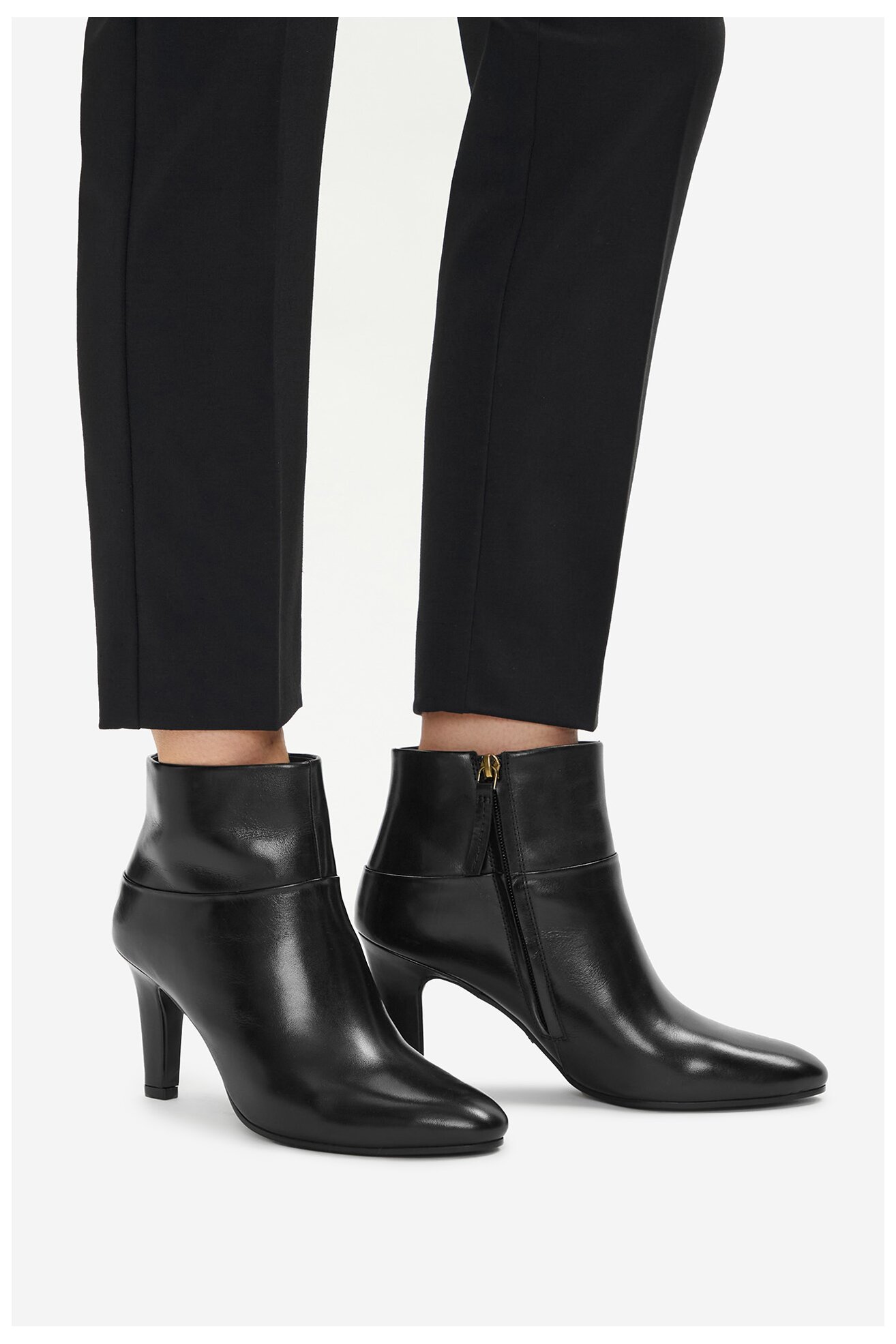 Giày Gino Rossi Gino Rossi - Leather Ankle Boots with Zipper
